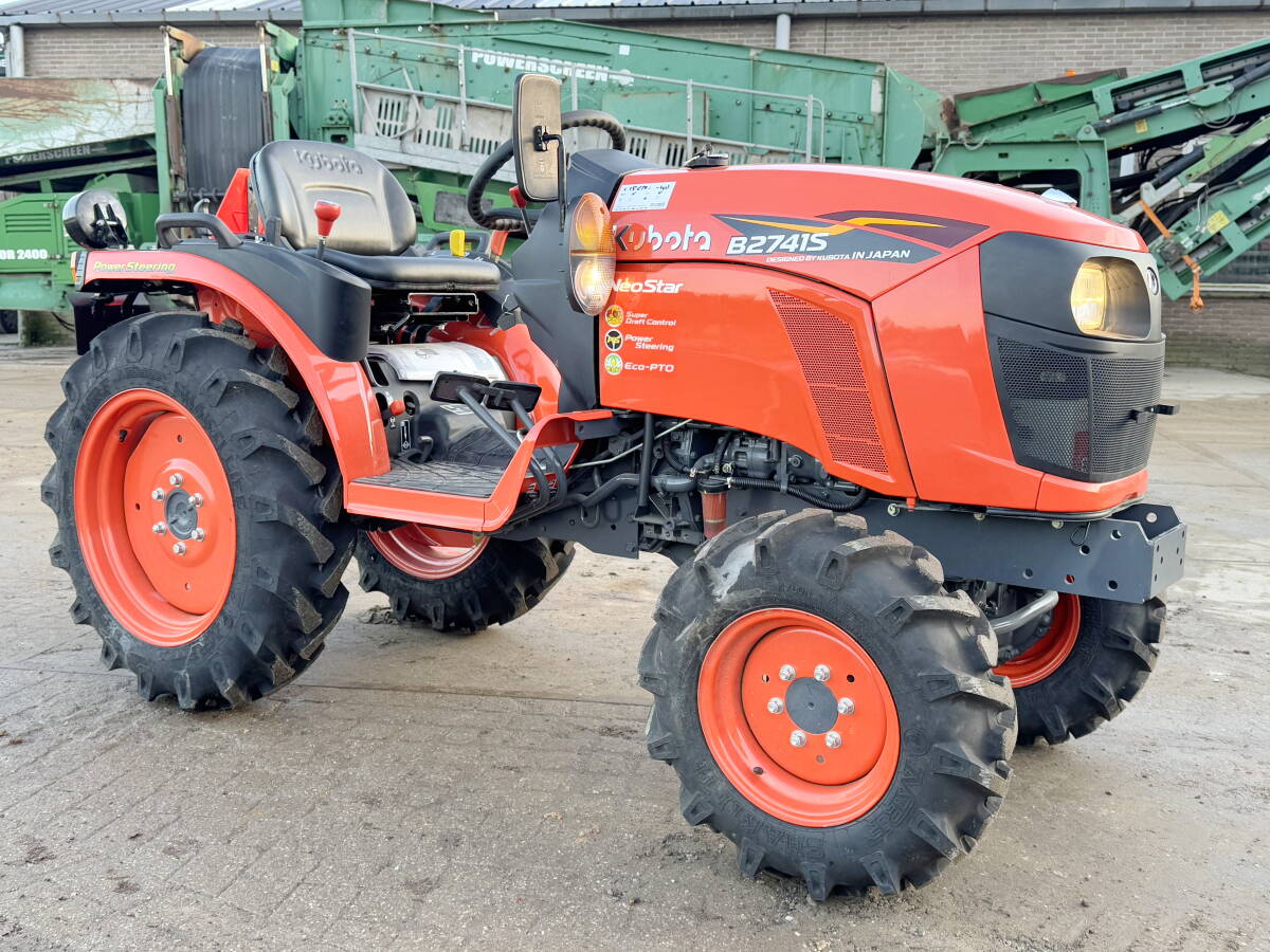 Kubota B2741S Tractor 4WD – 27hp
