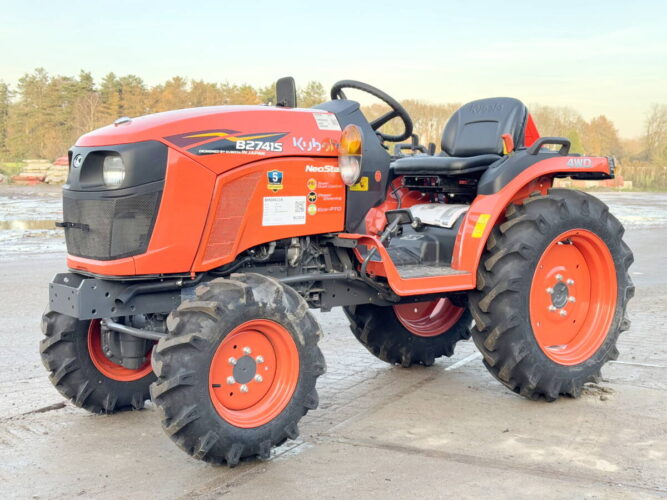 Kubota B2741S Tractor 4WD – 27hp