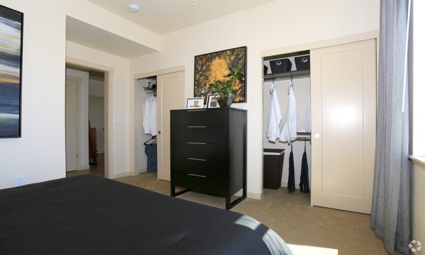SPACIOUS 1 BED/ 1 BATH APARTMENT FOR RENT IN MANHATTAN NEW YORK.