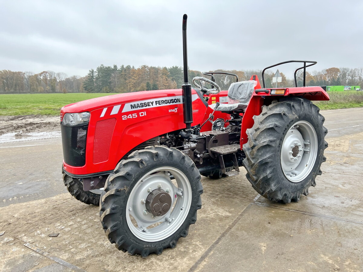 Massey Ferguson 245 DI 4WD – 46hp Tractor